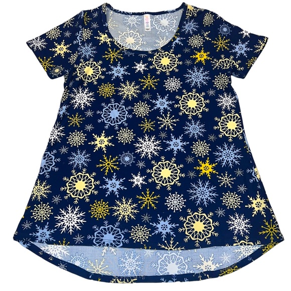 LuLaRoe Tops - Holiday Vintage LuLaRoe Blue Christmas Elsa Snowflake Classic T